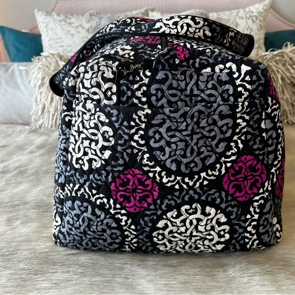 VERA BRADLEY Canterberry Magenta XL Duffle Bag Black Hot Pink 2013 Travel - Picture 7 of 14